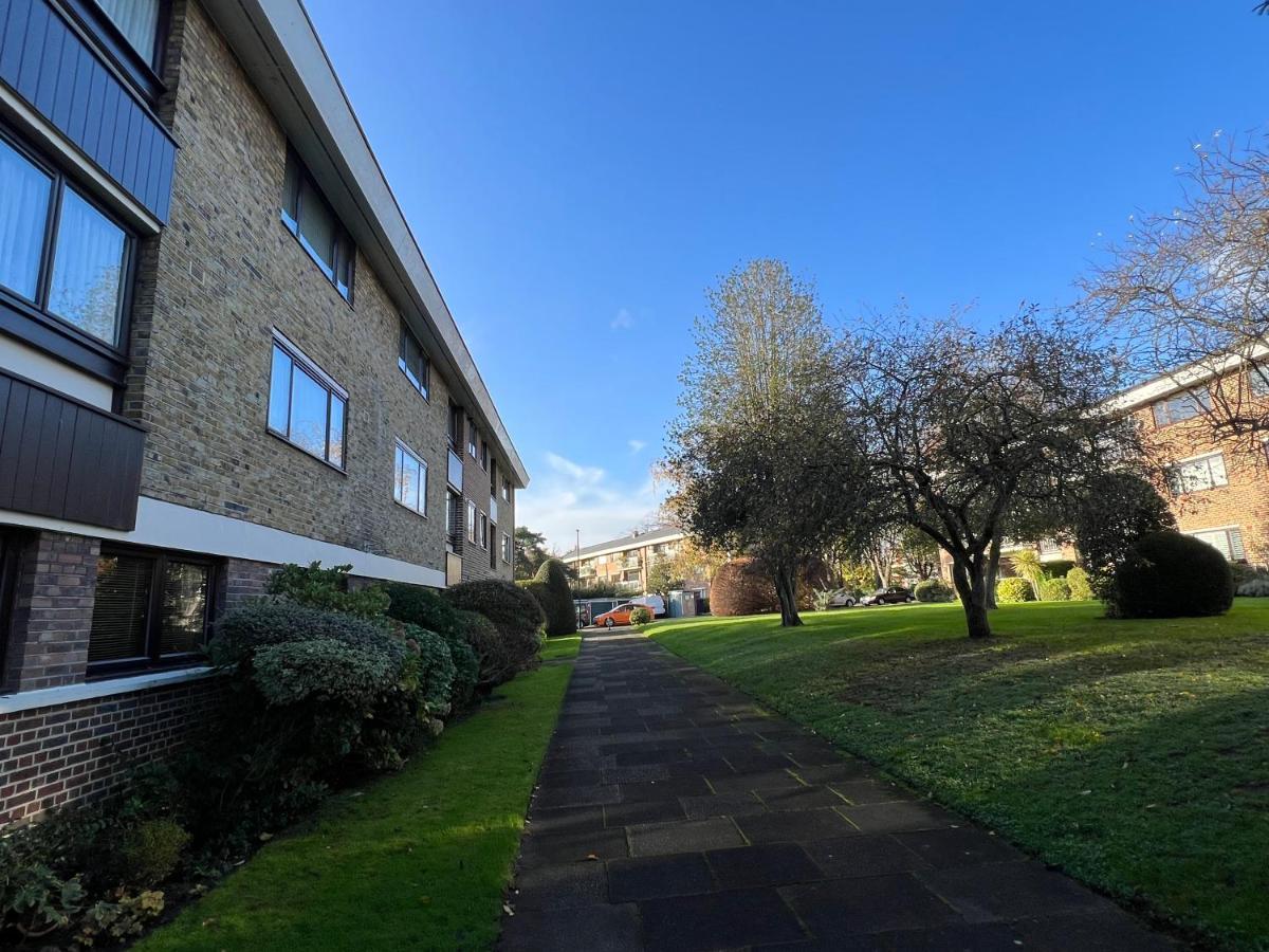 Maisonette Brecon Court Eltham Exterior photo